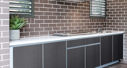 doors-ideal-for-exterior-alfresco-kitchen