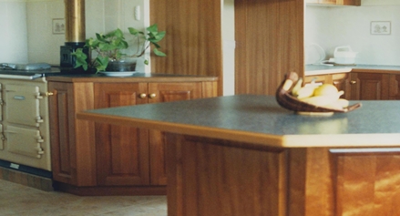 materials-timber-doors-bottom-country-kitchen