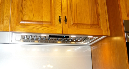 Powerful Falmec Milano Undermount Rangehoods by Adelaide's Compass Kitchens