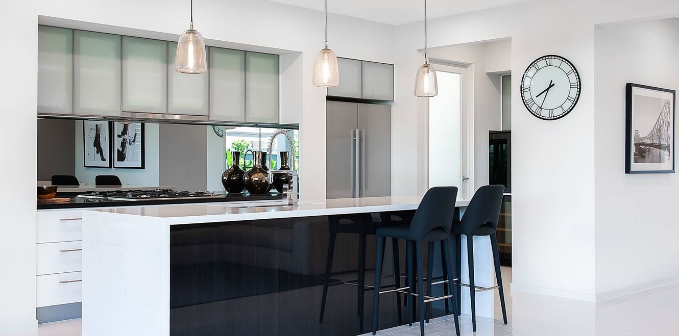 aluminium-door-frames-with-decor-laminate-panel