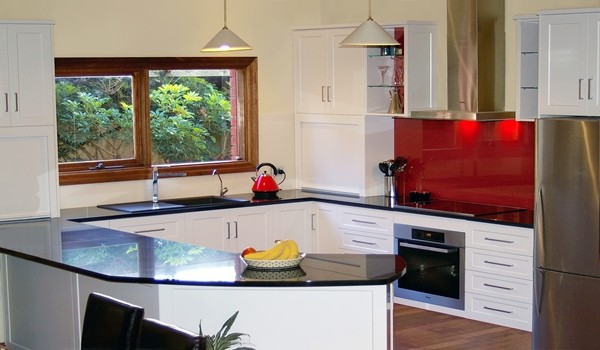 buyers-guide-to-painted-doors-and-panels