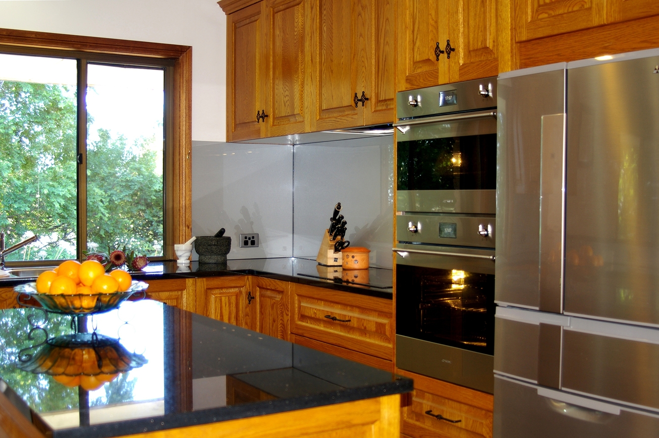 shaker-timber-frame-doors-and-panels