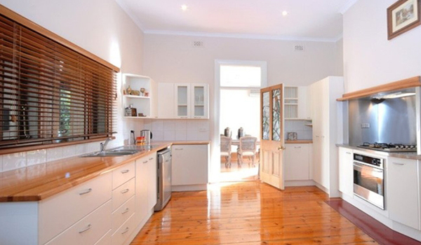 solid-timber-benchtops-contemporary-kitchen-styles